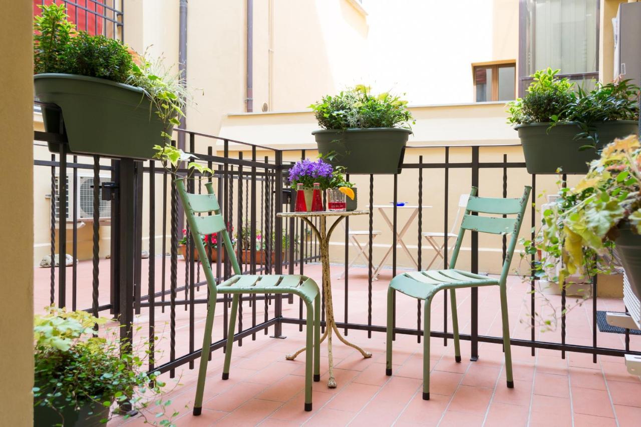 Sphera Bologna, Design Suite Under The Two Towers מראה חיצוני תמונה